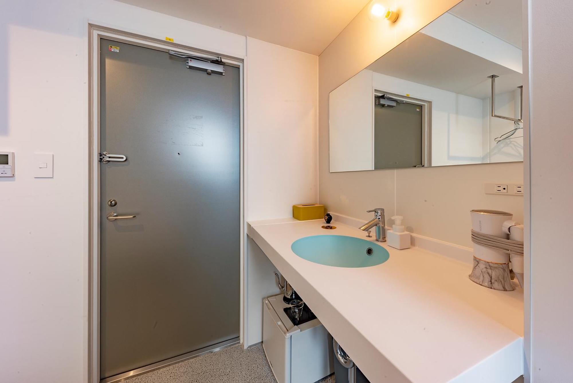 Plat Hostel Keikyu Kamakura Wave Kültér fotó