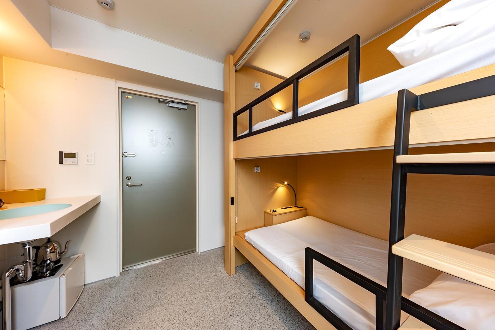 Plat Hostel Keikyu Kamakura Wave Kültér fotó